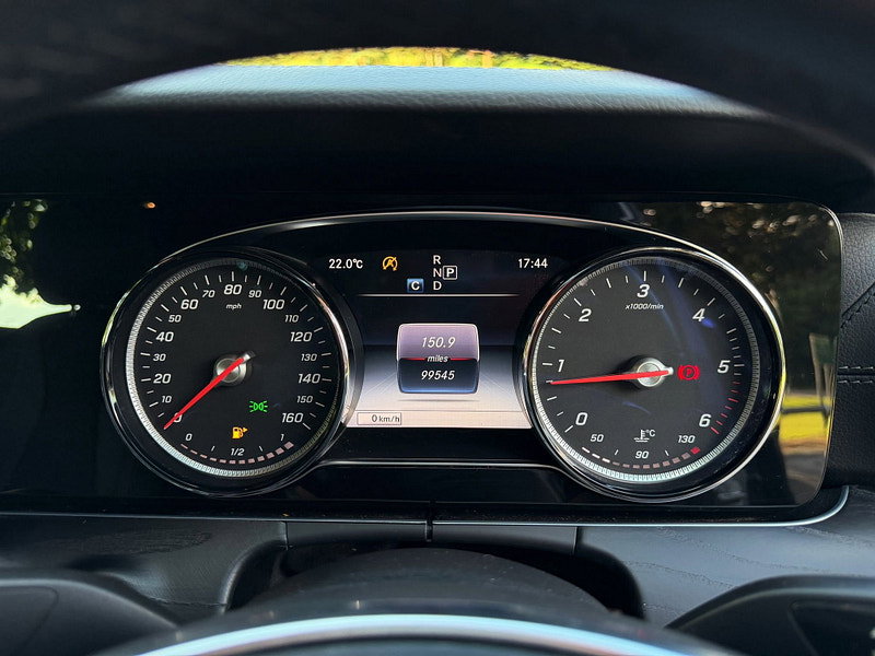 Mercedes-Benz E Class 2.0 E220d AMG Line Saloon 4dr Diesel G-Tronic+ Euro 6 (s/s) (194 ps)