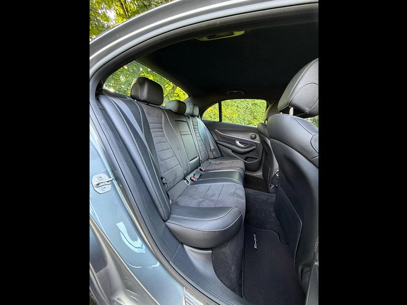 Mercedes-Benz E Class 2.0 E220d AMG Line Saloon 4dr Diesel G-Tronic+ Euro 6 (s/s) (194 ps)