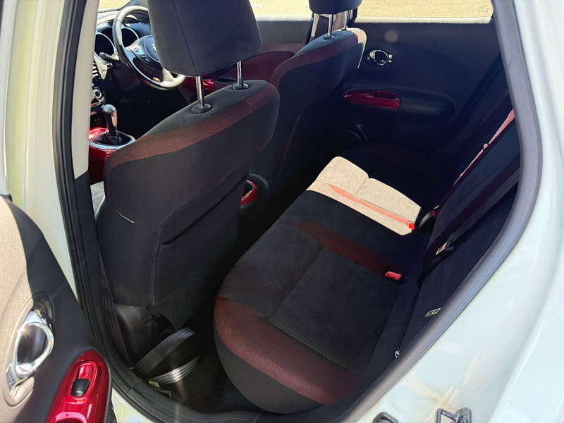 Nissan Juke 1.6 Acenta Premium SUV 5dr Petrol Manual Euro 5 (s/s) (117 ps)