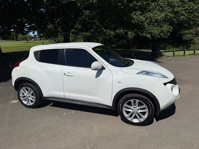 Nissan Juke 1.6 Acenta Premium SUV 5dr Petrol Manual Euro 5 (s/s) (117 ps)