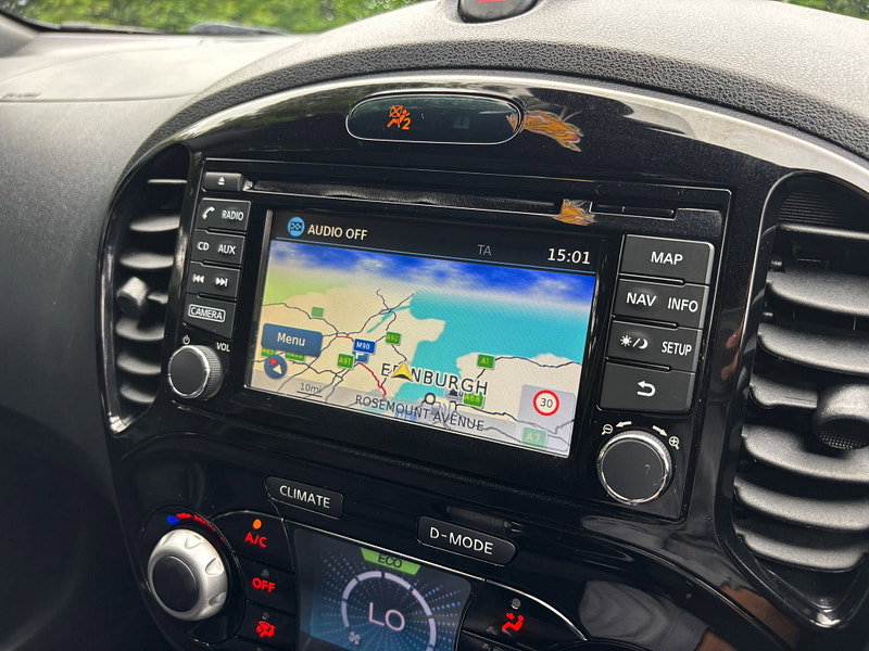 Nissan Juke 1.6 N-Connecta SUV 5dr Petrol XTRON Euro 6 (117 ps)