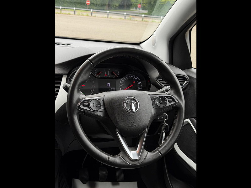 Vauxhall Crossland X 1.2 Griffin SUV 5dr Petrol Manual Euro 6 (s/s) (83 ps)