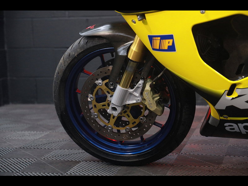 Aprilia RSV1000 RSV1000 R Factory RSV1000 RSV1000R VERY RARE BIKE