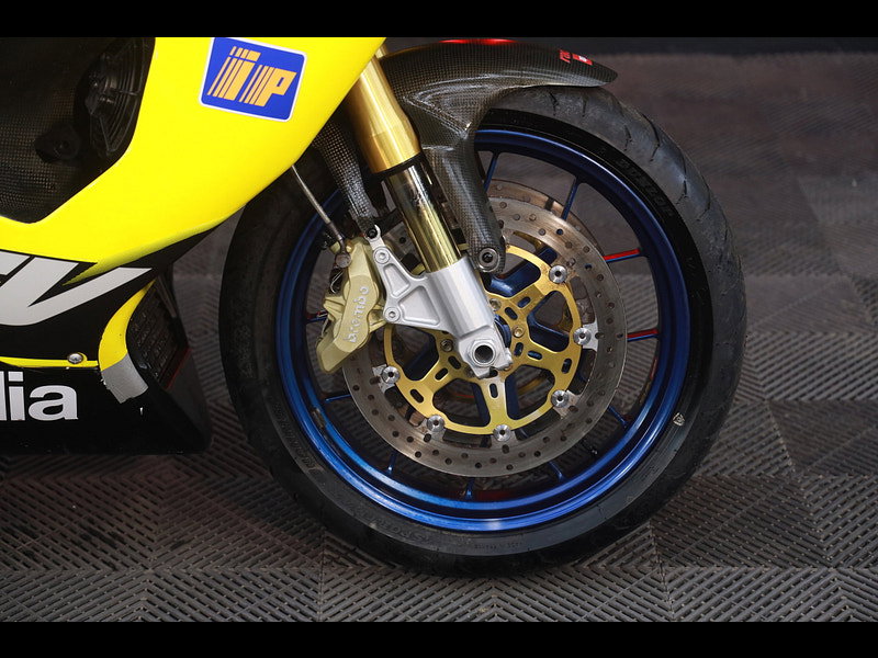 Aprilia RSV1000 RSV1000 R Factory RSV1000 RSV1000R VERY RARE BIKE
