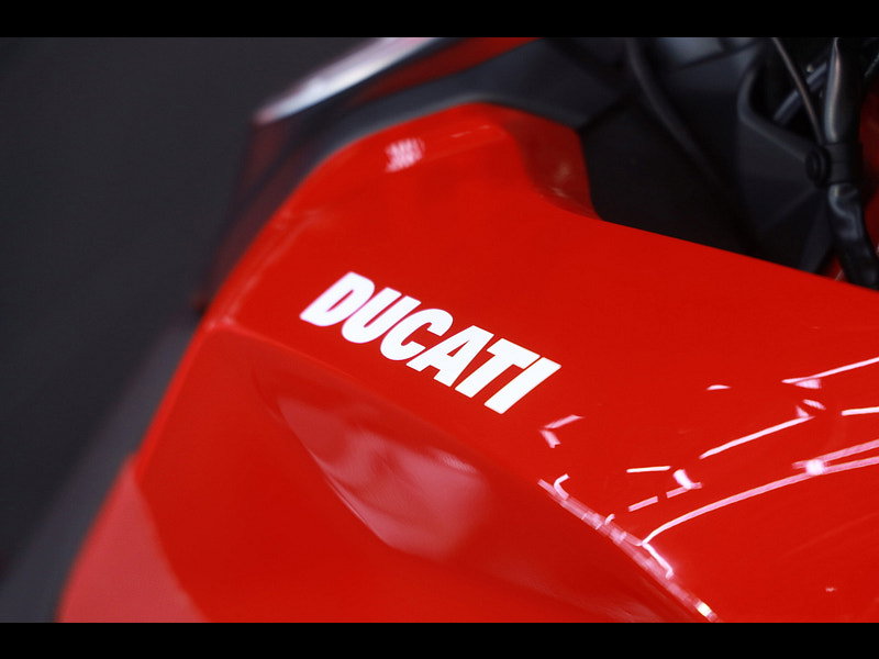 DUCATI Hypermotard 950 950 Naked Petrol Manual Euro 4 (114 ps)