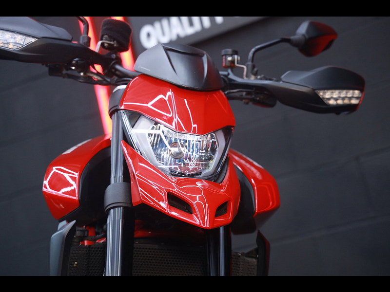 DUCATI Hypermotard 950 950 Naked Petrol Manual Euro 4 (114 ps)