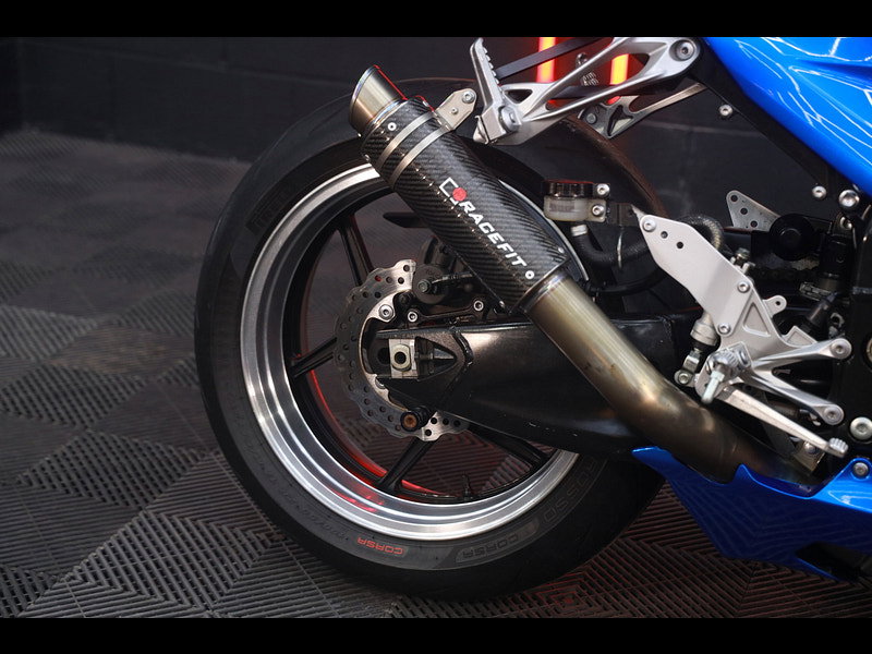 KAWASAKI Ninja ZX-10R 1000cc LOW MILES VERY CLEAN EXAMPLE