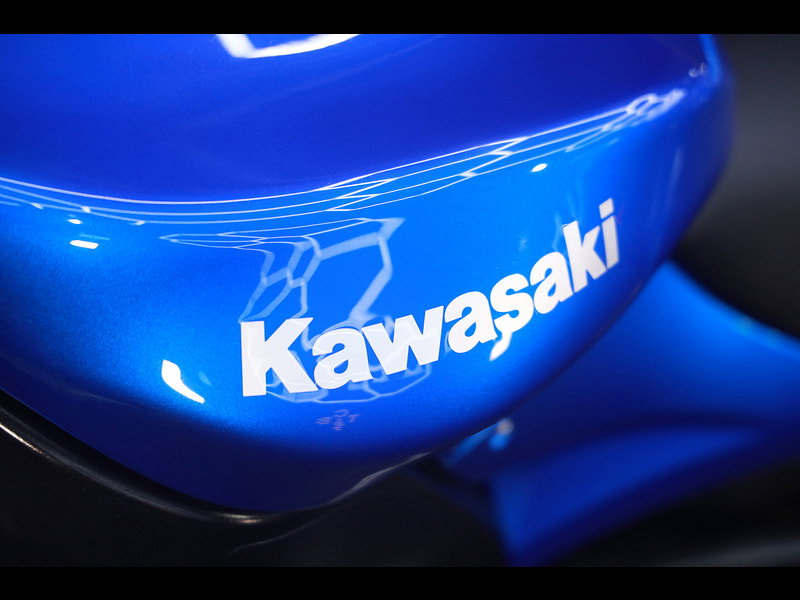 KAWASAKI Ninja ZX-10R 1000cc LOW MILES VERY CLEAN EXAMPLE