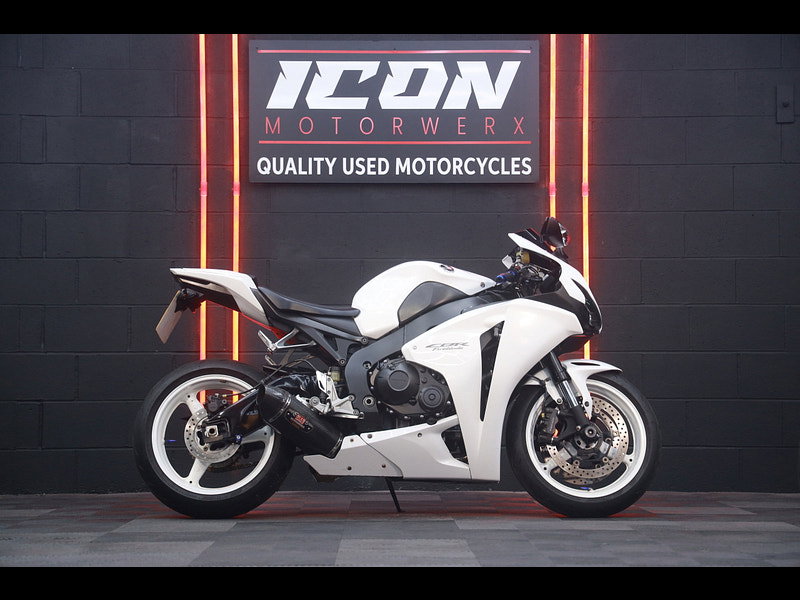 Honda CBR1000RR Fireblade 1000 SUPERSPORTS