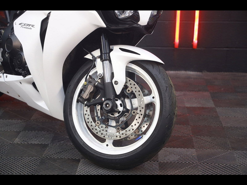 Honda CBR1000RR Fireblade 1000 SUPERSPORTS