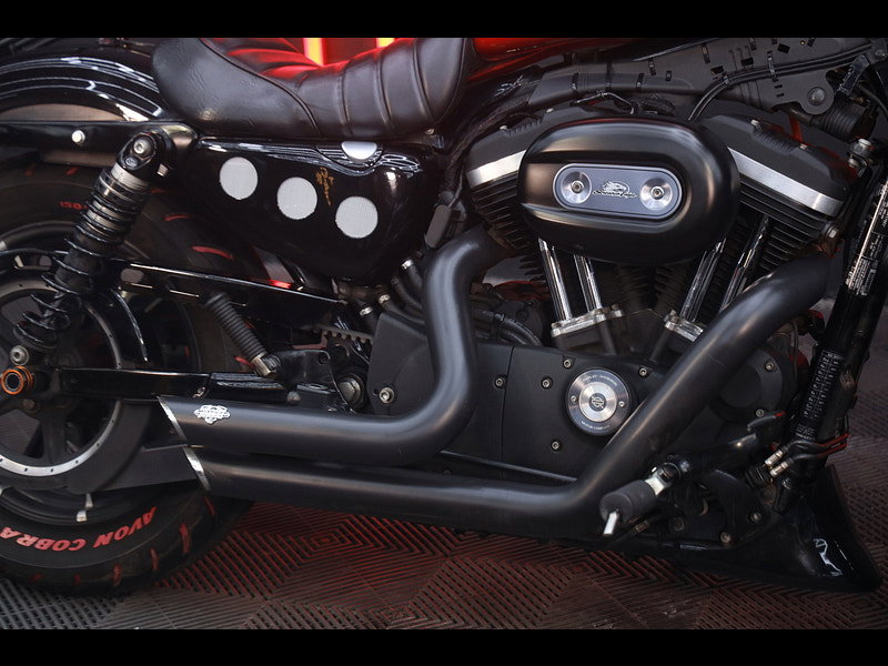 Harley-Davidson Sportster 883 XL883N Iron 883 Custom Cruiser bobber