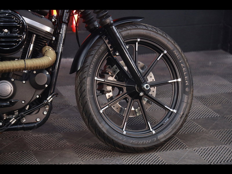 Harley-Davidson Sportster 883 XL883N Iron 883 Custom Cruiser Petrol Manual (53 ps)