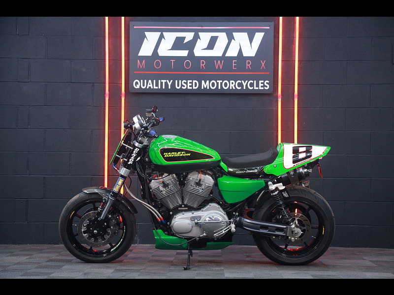 Harley-Davidson Sportster XR1200 AMA Pro Vance & Hines cup