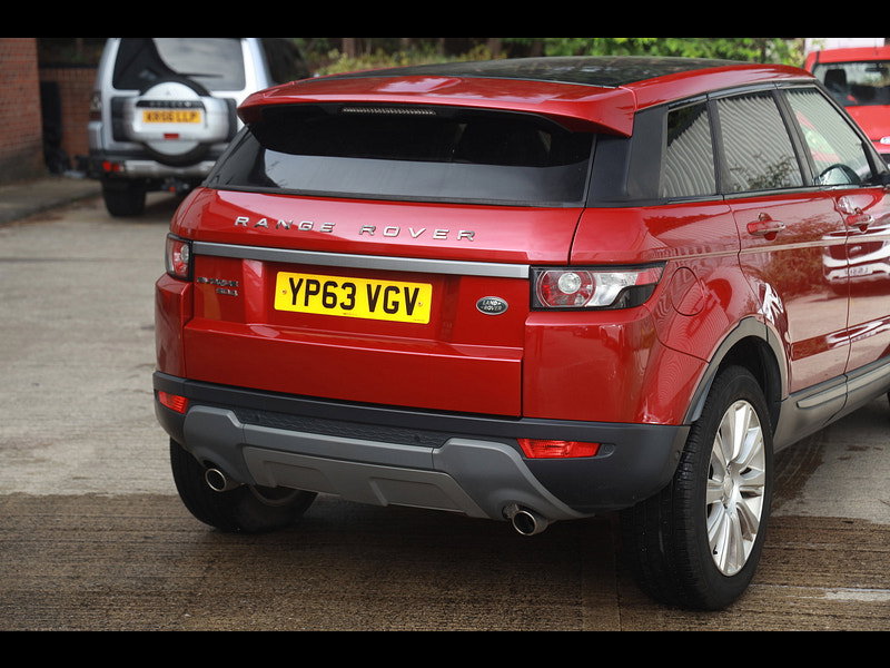 Land Rover Range Rover Evoque 2.2 SD4 Pure Tech SUV 5dr Diesel Manual 4WD Euro 5 (s/s) (190 ps)