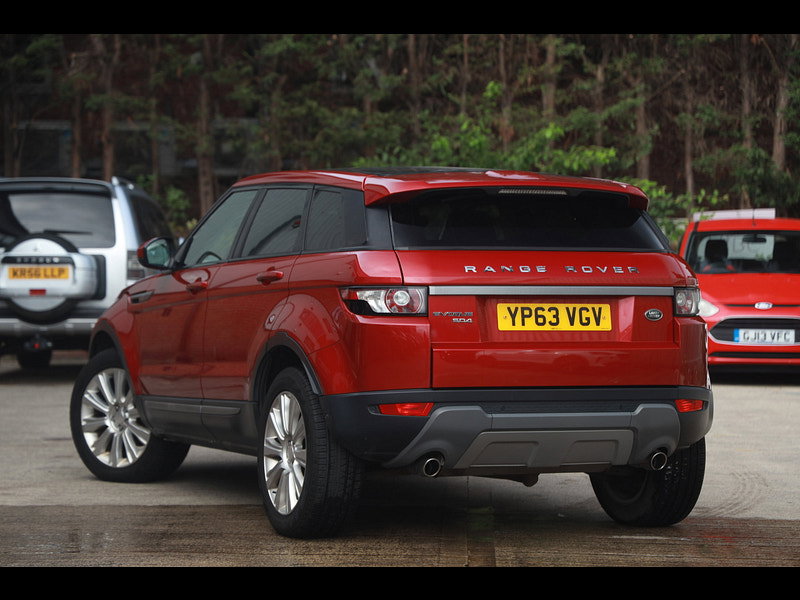 Land Rover Range Rover Evoque 2.2 SD4 Pure Tech SUV 5dr Diesel Manual 4WD Euro 5 (s/s) (190 ps)