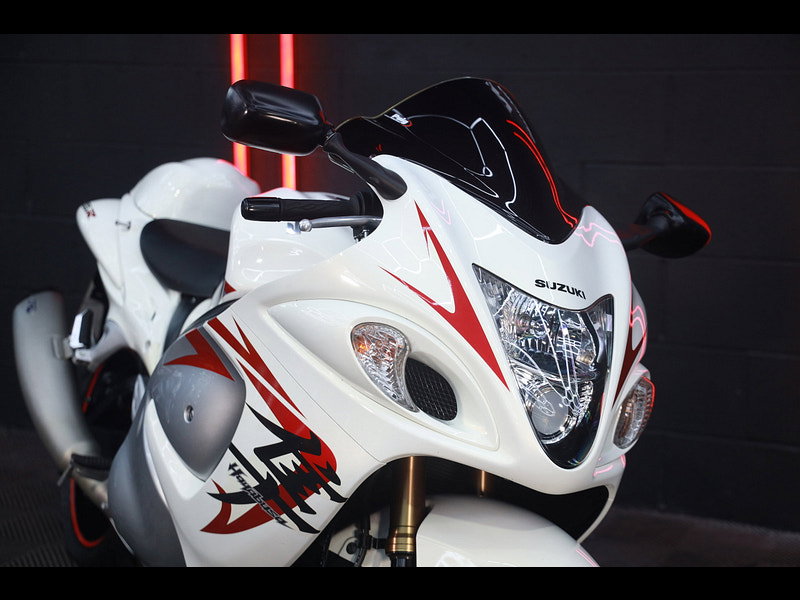Suzuki GSX1300R Hayabusa 1300 Super Sports Petrol Manual (197 ps)