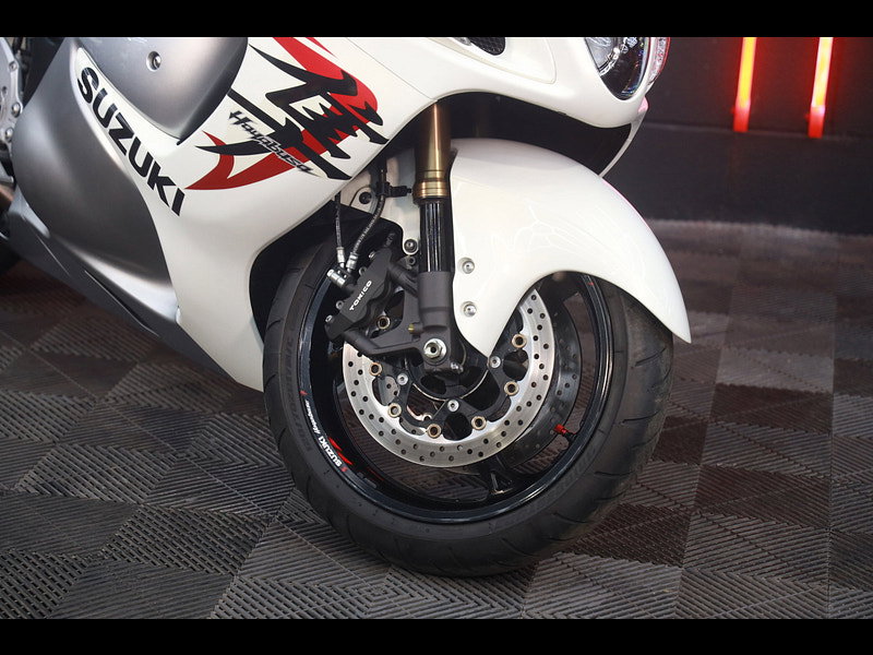 Suzuki GSX1300R Hayabusa 1300 Super Sports Petrol Manual (197 ps)