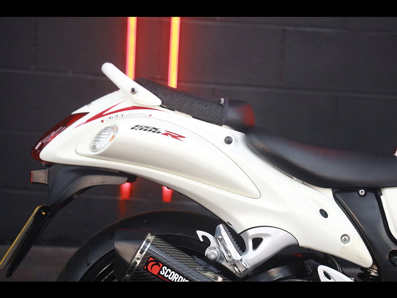 Suzuki GSX1300R Hayabusa 1300 Super Sports Petrol Manual (197 ps)
