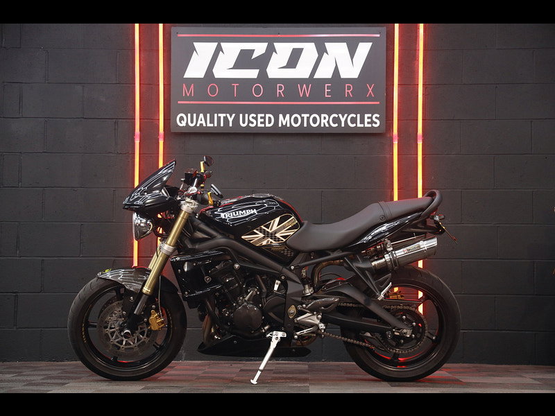 Triumph Street Triple 675 675 Naked Petrol Manual (106 ps)