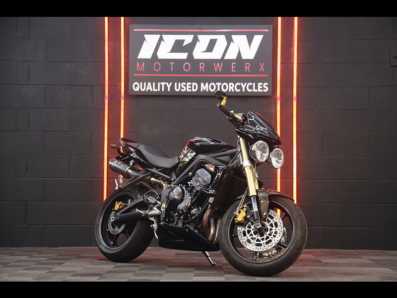 Triumph Street Triple 675 675 Naked Petrol Manual (106 ps)
