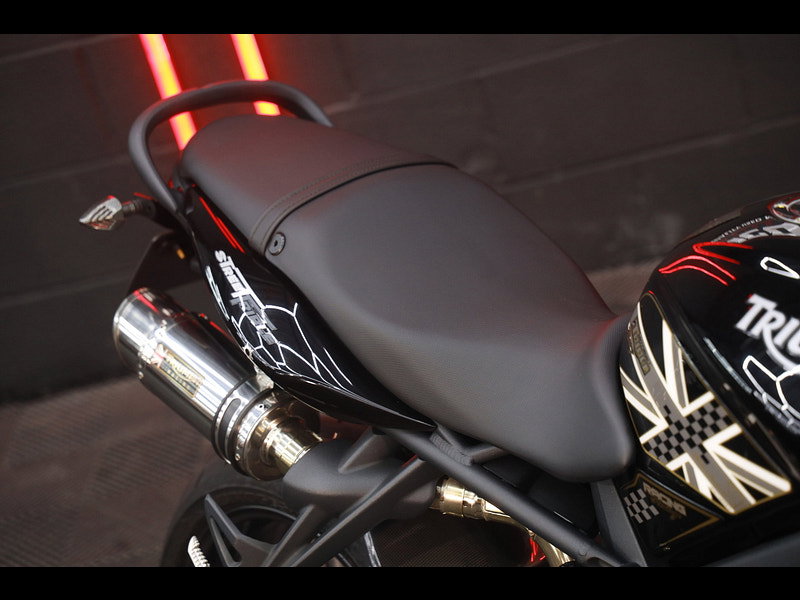 Triumph Street Triple 675 675 Naked Petrol Manual (106 ps)