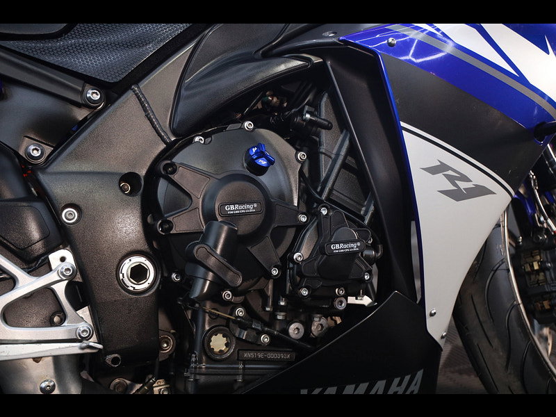 Yamaha R1 Big Bang THOUSANDS IN EXTRAS