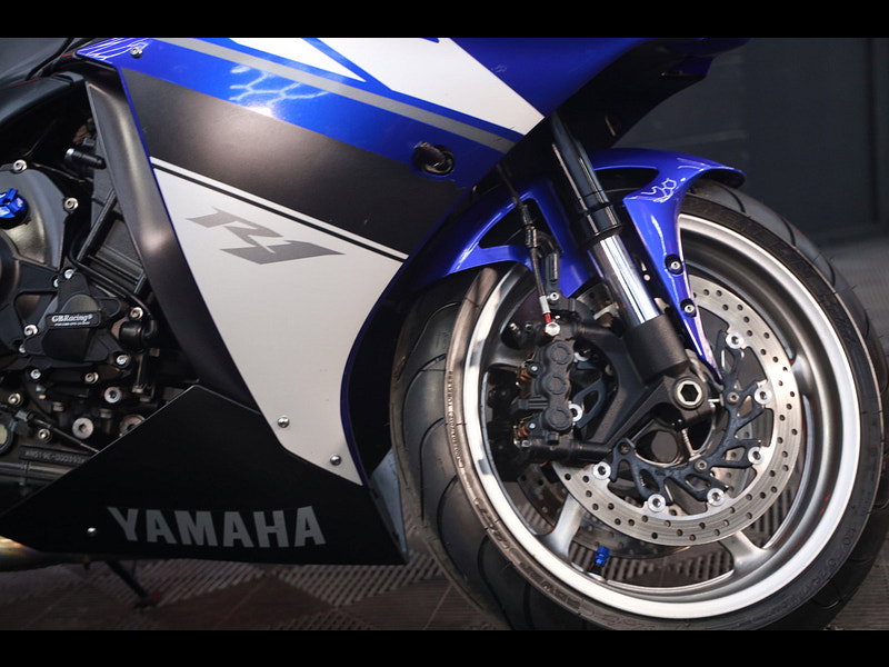 Yamaha R1 Big Bang THOUSANDS IN EXTRAS