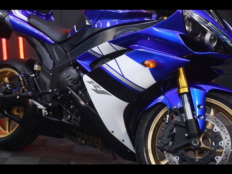 Yamaha R1 R1 1000 LOW MILES