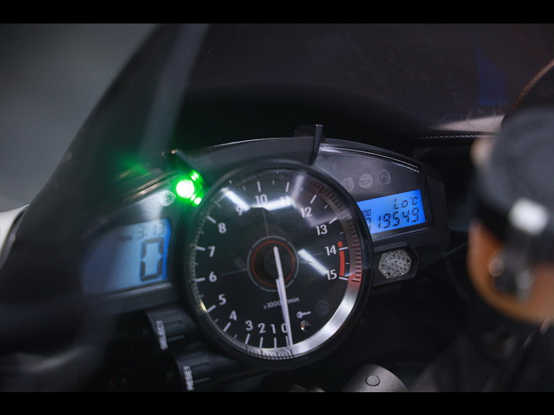 Yamaha R1 R1 1000 Super Sports CLEAN EXAMPLE