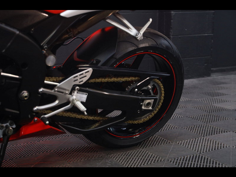 Yamaha R1 R1 1000 Super Sports CLEAN EXAMPLE
