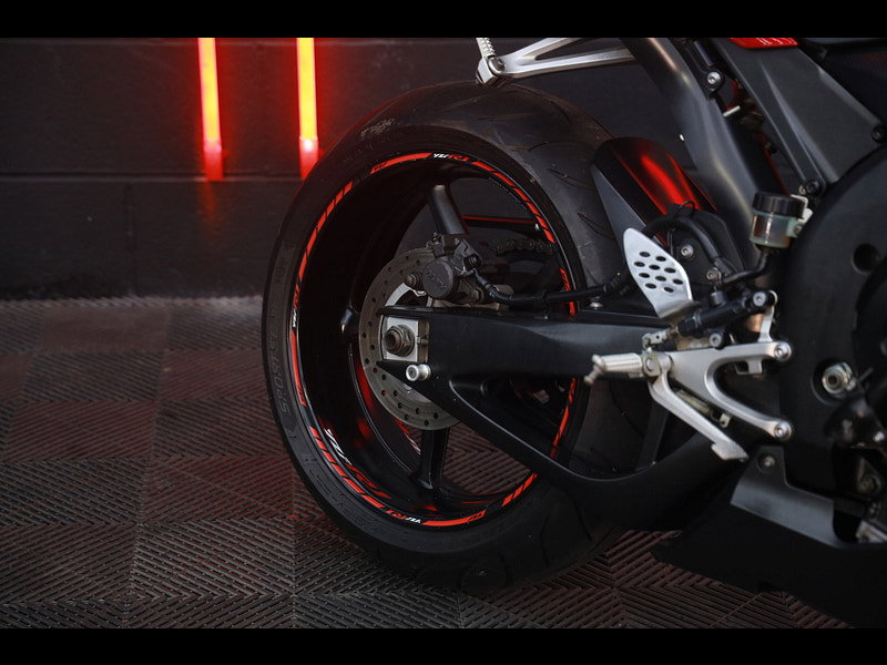 Yamaha R1 YZF R1 low miles lava Red
