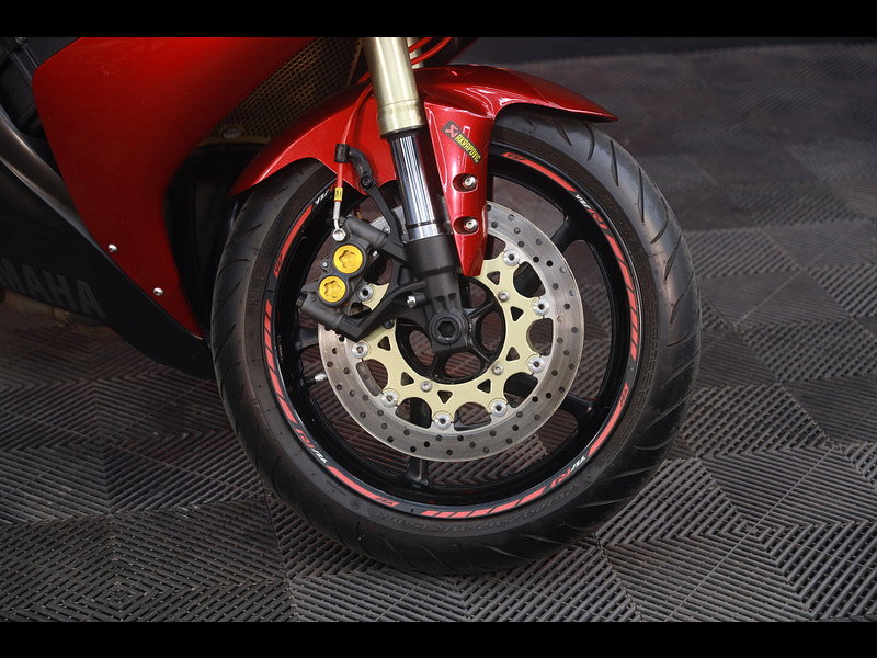Yamaha R1 YZF R1 low miles lava Red