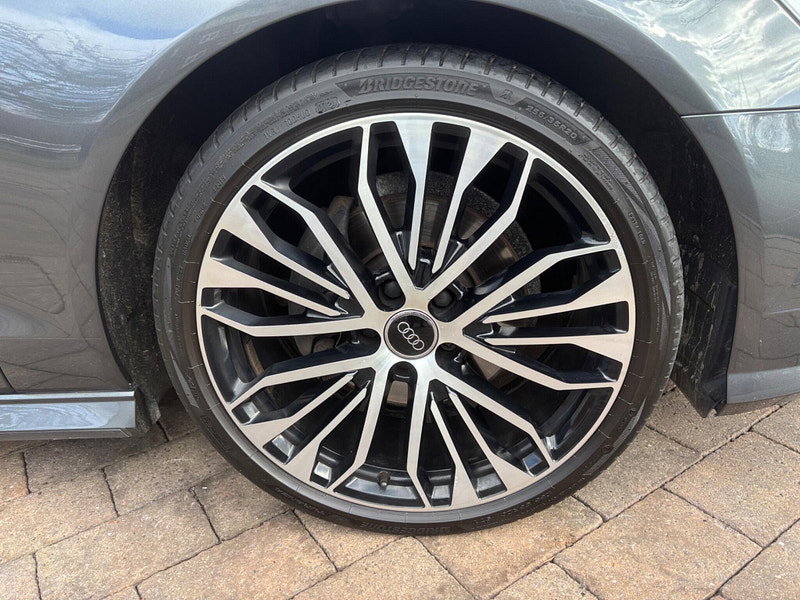 Audi A6 Avant 2.0 TDI Black Edition S Tronic quattro Euro 6 (s/s) 5dr