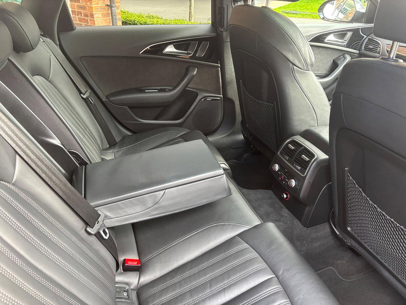 Audi A6 Avant 2.0 TDI Black Edition S Tronic quattro Euro 6 (s/s) 5dr