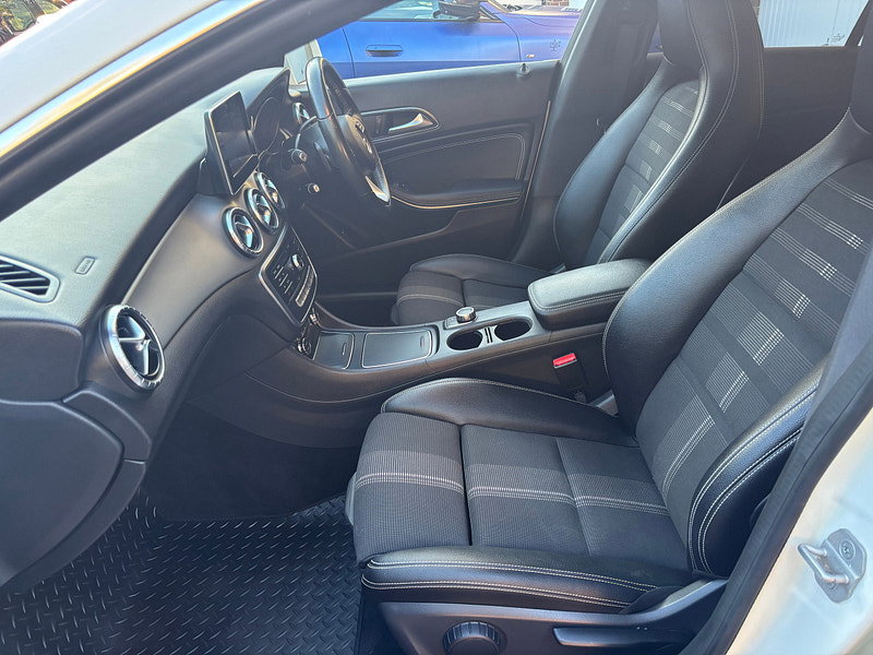 Mercedes-Benz CLA 1.6 CLA180 Sport Coupe 4dr Petrol 7G-DCT Euro 6 (s/s) (122 ps)