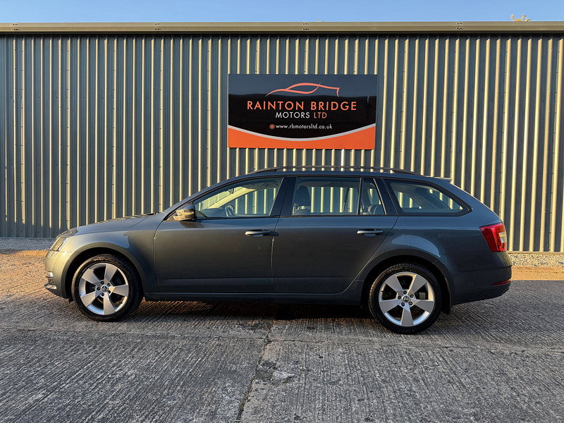 Skoda Octavia 1.6 TDI SE Drive Estate 5dr Diesel Manual Euro 6 (s/s) (115 ps)