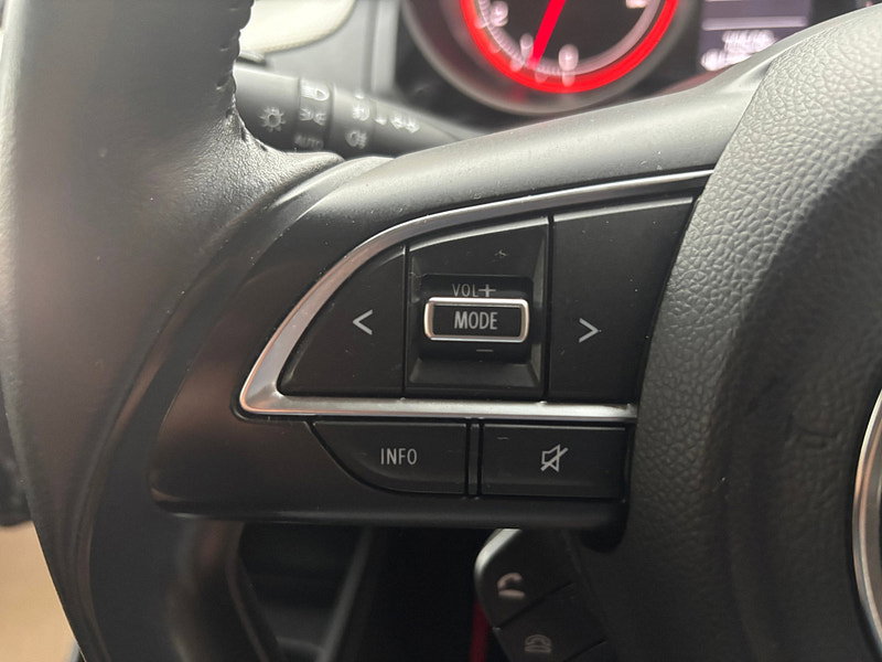 Suzuki Swift 1.2 Dualjet Attitude Hatchback 5dr Petrol Manual Euro 6 (s/s) (90 ps)