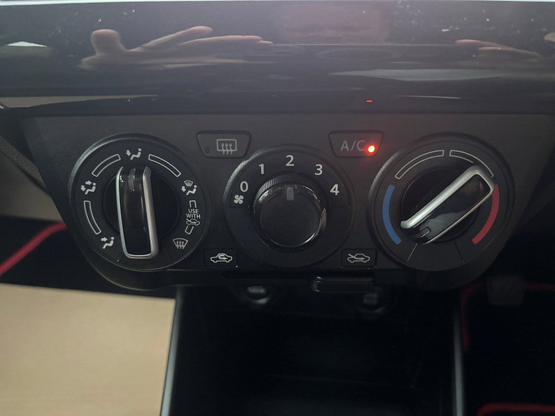 Suzuki Swift 1.2 Dualjet Attitude Hatchback 5dr Petrol Manual Euro 6 (s/s) (90 ps)