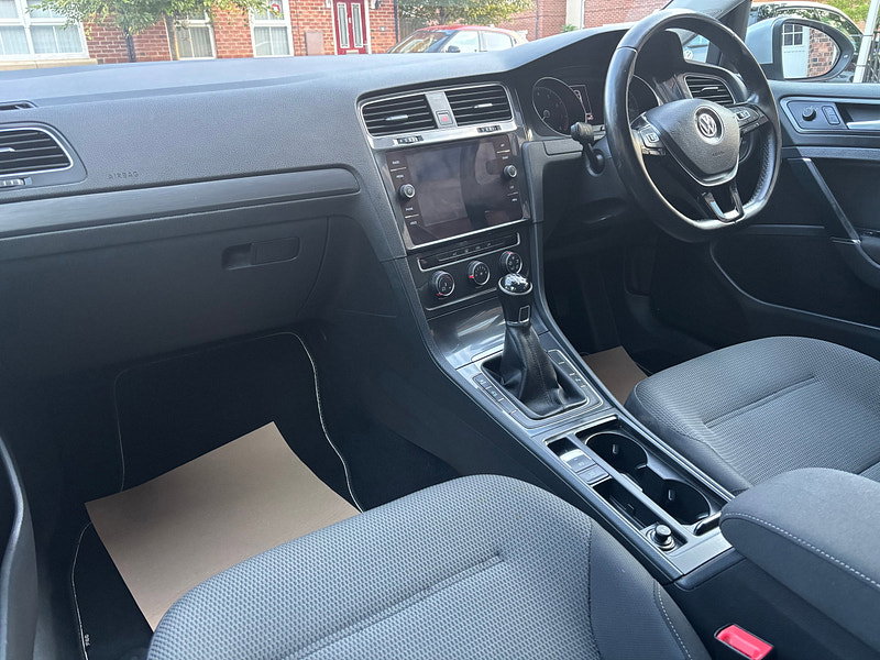 Volkswagen Golf 1.5 TSI EVO SE Hatchback 5dr Petrol Manual Euro 6 (s/s) (130 ps)