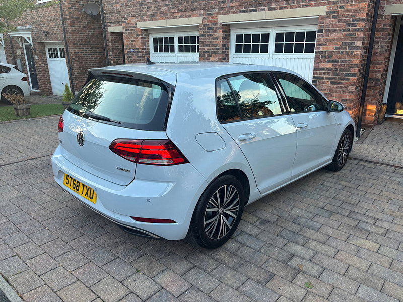 Volkswagen Golf 1.5 TSI EVO SE Hatchback 5dr Petrol Manual Euro 6 (s/s) (130 ps)