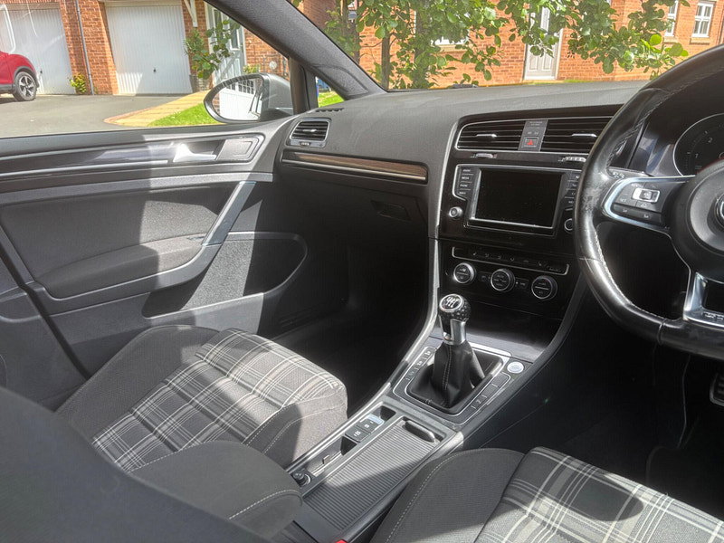Volkswagen Golf 2.0 TDI BlueMotion Tech GTD Euro 6 (s/s) 5dr