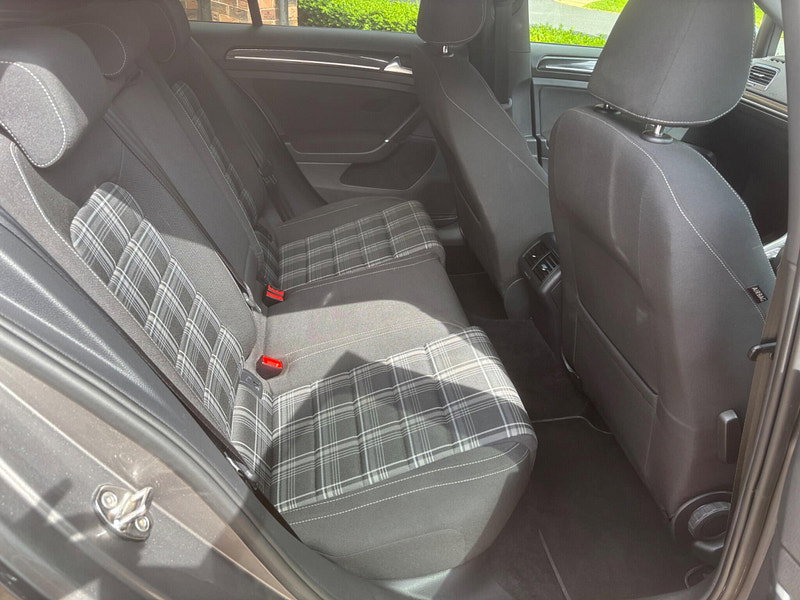 Volkswagen Golf 2.0 TDI BlueMotion Tech GTD Euro 6 (s/s) 5dr