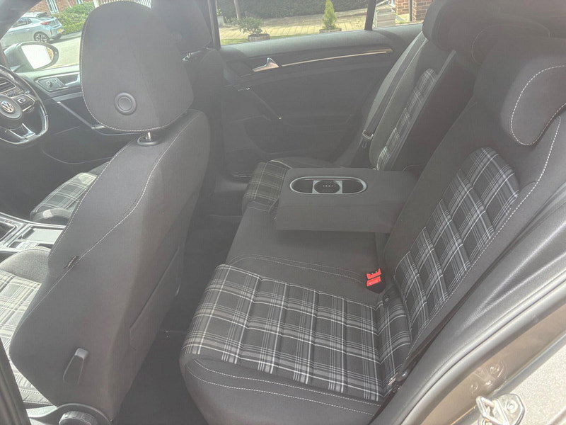 Volkswagen Golf 2.0 TDI BlueMotion Tech GTD Euro 6 (s/s) 5dr