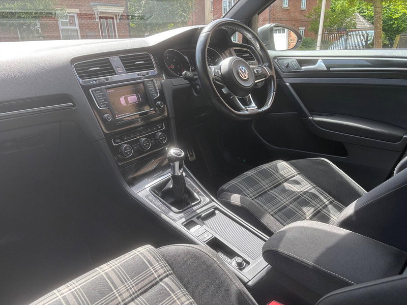 Volkswagen Golf 2.0 TDI BlueMotion Tech GTD Euro 6 (s/s) 5dr