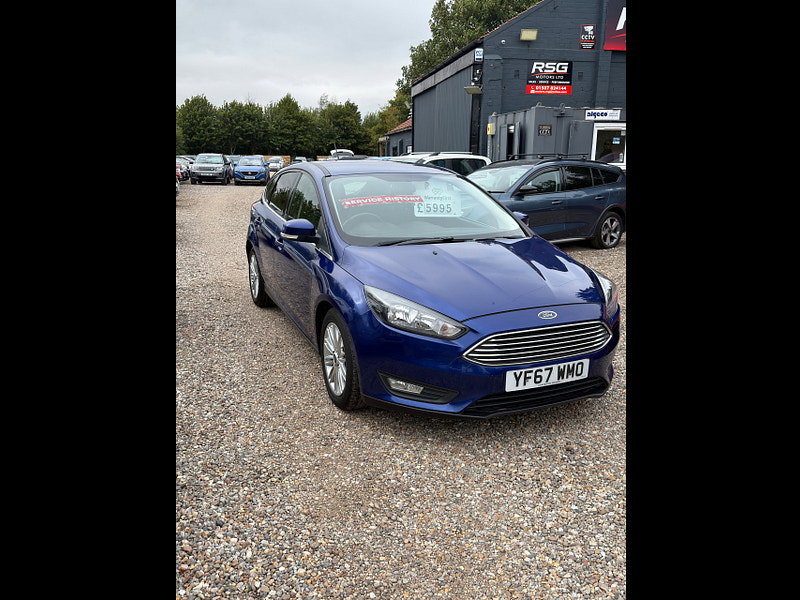 Ford Focus 1.0T EcoBoost Zetec Edition Hatchback 5dr Petrol Manual Euro 6 (s/s) (125 ps)