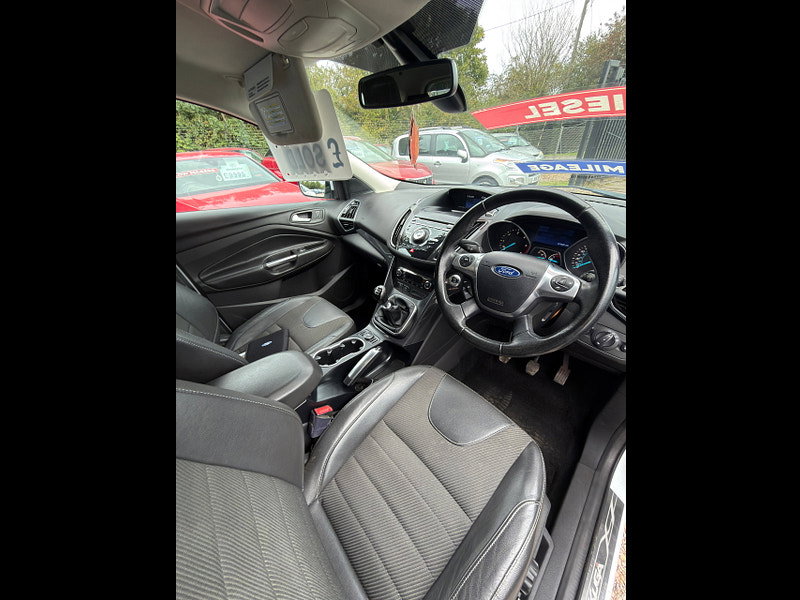 Ford Kuga 2.0 TDCi Titanium SUV 5dr Diesel Manual 2WD Euro 5 (140 ps)