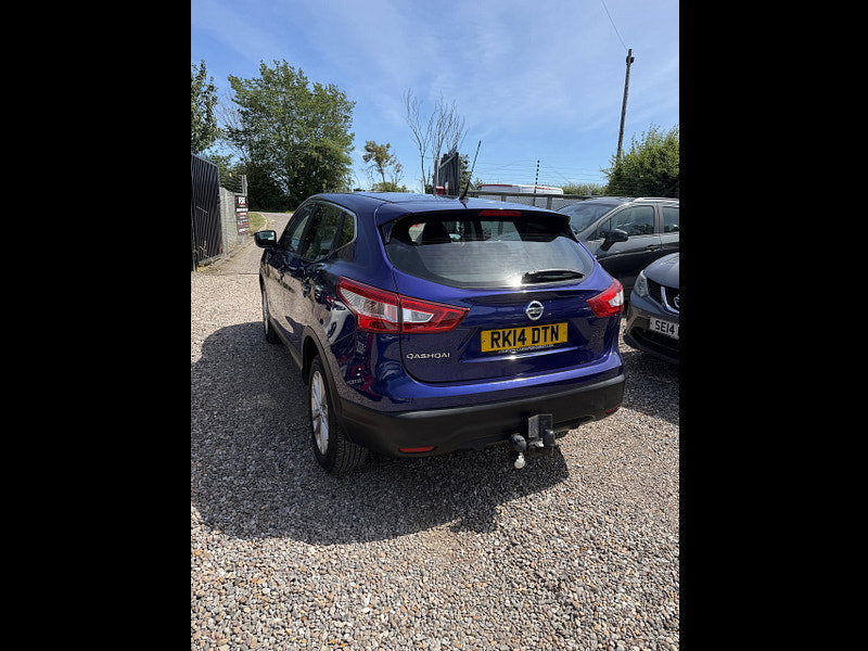 Nissan Qashqai 1.2 DIG-T Acenta SUV 5dr Petrol Manual 2WD Euro 5 (s/s) (115 ps)