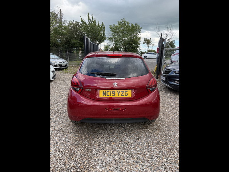 Peugeot 208 1.2 PureTech Tech Edition Hatchback 5dr Petrol Manual Euro 6 (s/s) (82 ps)