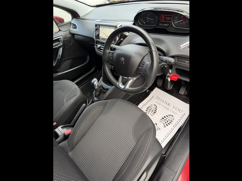 Peugeot 208 1.2 PureTech Tech Edition Hatchback 5dr Petrol Manual Euro 6 (s/s) (82 ps)