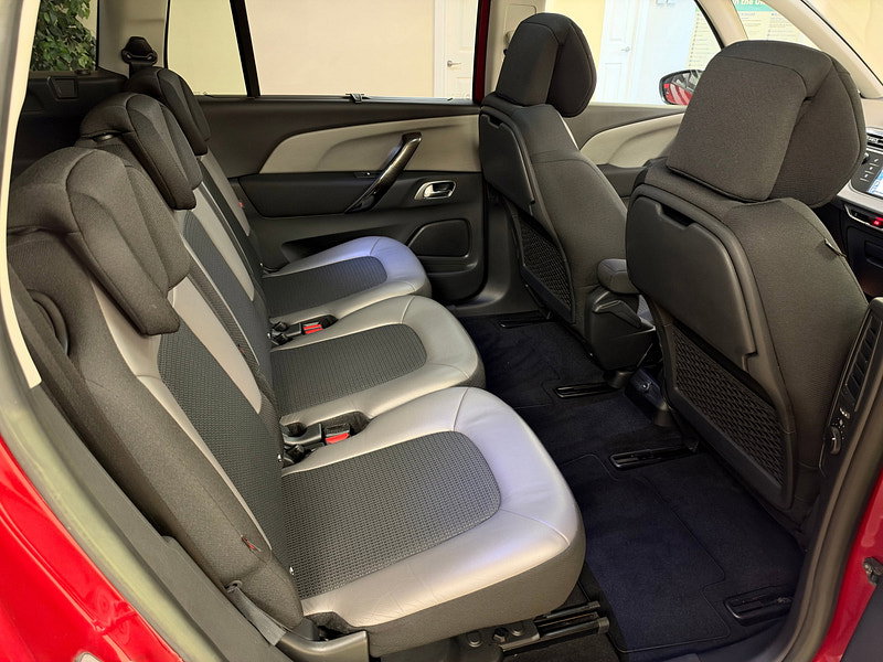 Citroen Grand C4 Picasso 1.6 e-HDi Airdream Exclusive+ MPV 5dr Diesel ETG6 Euro 5 (s/s) (115 ps)